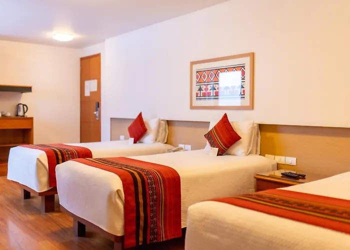 San Agustin Plaza Hotel 4*