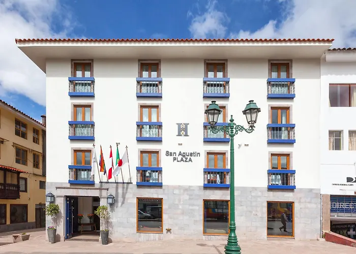 San Agustin Plaza Hotel 4*
